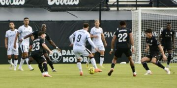 El Ceuta-Almería se reanudará el miércoles 26 a las 19:00 tras la suspensión por la tragedia en las gradas