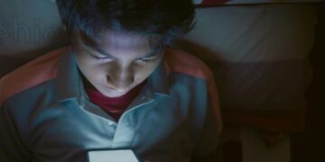 El 51% de los niños en Primaria ya tiene móvil y el 25% consume pornografía de forma excesiva, según un estudio de UNICEF