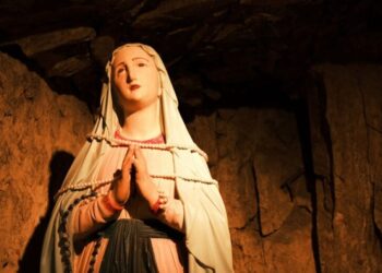 Santoral de hoy, jueves 27 de noviembre de 2025: Nuestra Señora de la Medalla Milagrosa