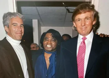 Nuevas revelaciones vinculan a Trump con Jeffrey Epstein