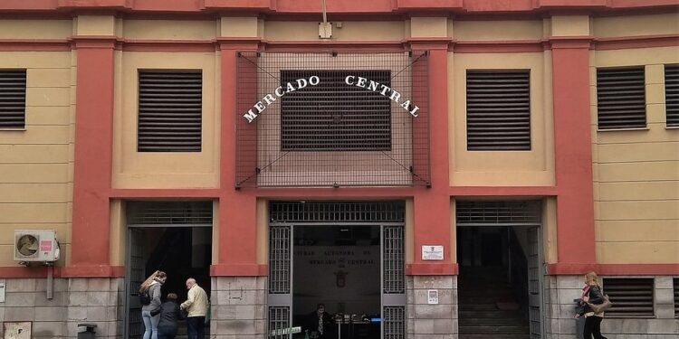 Ceuta amplía su oferta de empleo público con cuatro plazas para Operario de Mercados