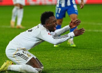 Real Madrid estalla contra el arbitraje tras el polémico penalti a Vinicius