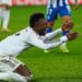 Real Madrid estalla contra el arbitraje tras el polémico penalti a Vinicius