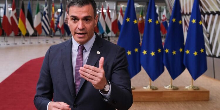 Pedro Sánchez impulsa eliminar el Día de Reyes del calendario escolar en Bruselas