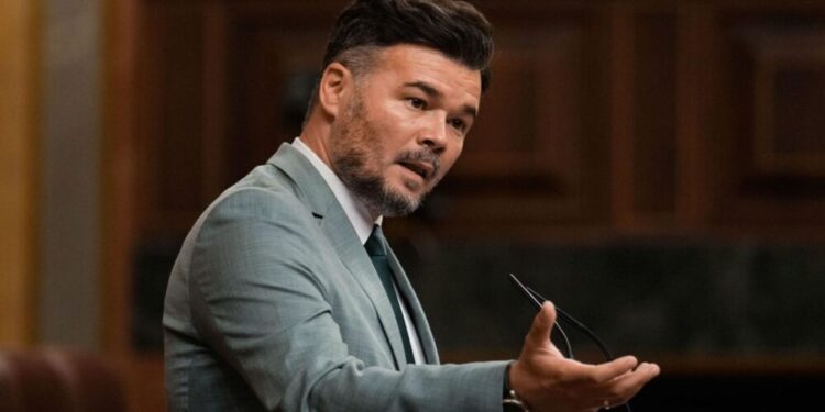 Rufián plantea a Sánchez la necesidad de un diálogo para frenar la derecha y mejorar la gestión del Gobierno
