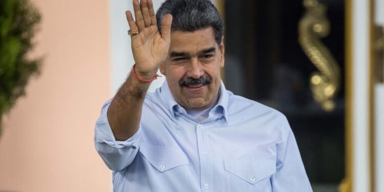 Maduro promueve su visión de paz con un acto masivo y viral en redes