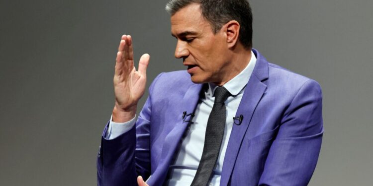 El “canibalismo interno” gana peso en el PSOE ante la incógnita del futuro de Pedro Sánchez