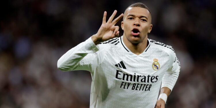 Mbappé, a un ‘hat-trick’ de igualar el récord de Cristiano Ronaldo