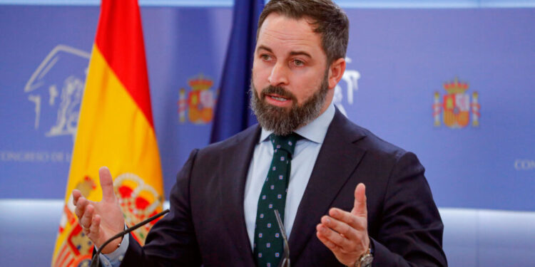 Vox gana terreno entre la clase trabajadora y amenaza al PSOE en los cinturones rojos