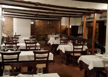 El registro del parking sitúa la salida de Vilaplana a las 19:48 tras su comida con Mazón en Valencia