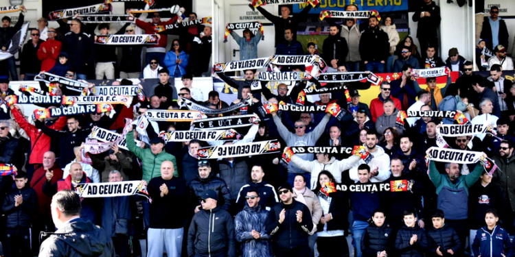 Los aficionados del Ceuta se preparan para un masivo desplazamiento a Granada