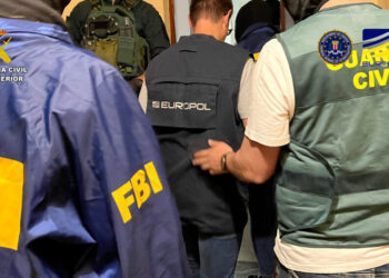 España desmantela una célula neonazi vinculada a la red terrorista internacional «The Base»