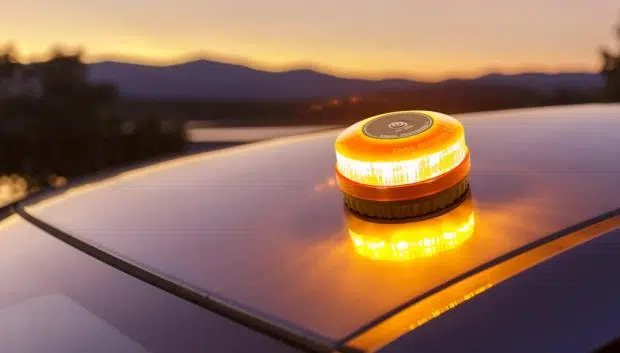 Los creadores de la baliza V16 insisten: «No nos van a controlar, sería un delito»