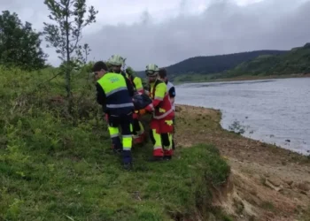 Fallece un piragüista cántabro tras desaparecer en el pantano del Ebro