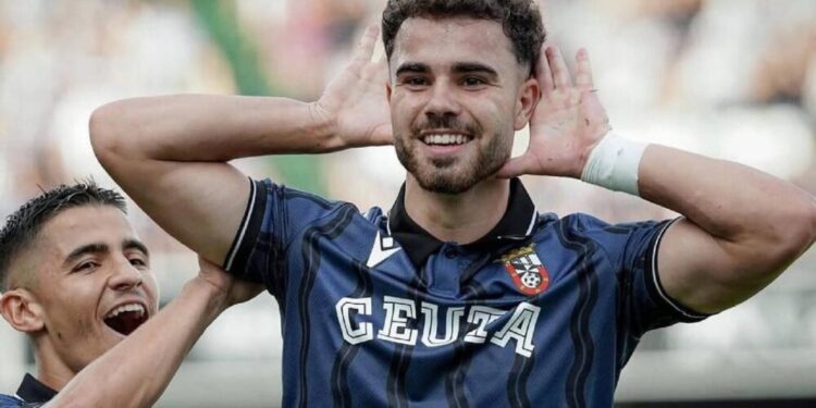 El Ceuta acelera su planificación ante el creciente interés europeo por Marcos Fernández