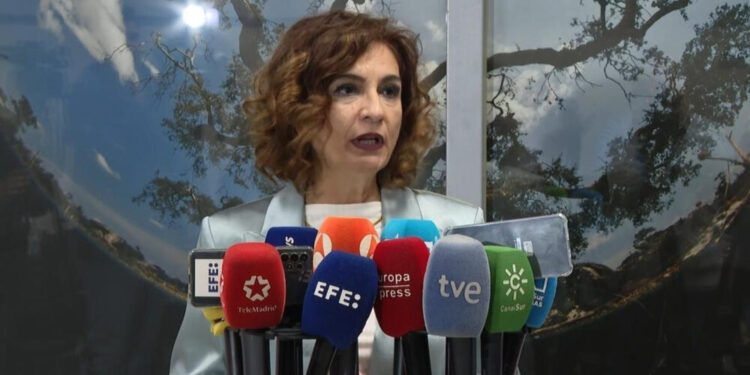 La ministra Montero se encuentra con la concejala que denunció acoso en Torremolinos