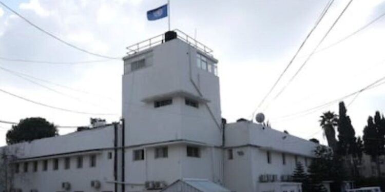 Incidente en Jerusalén: Policía israelí reemplaza bandera de la ONU