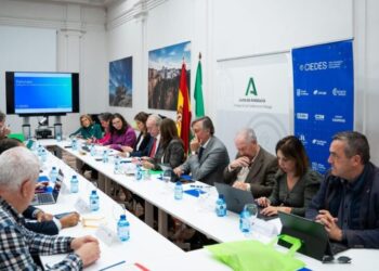 Ceuta mira al modelo malagueño para diseñar su futuro urbano y económico