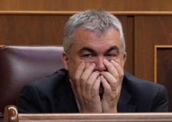 El juez cita a los peritos de la Guardia Civil y la defensa de Santos Cerdán tras el informe que cuestiona la autenticidad de los audios de Koldo