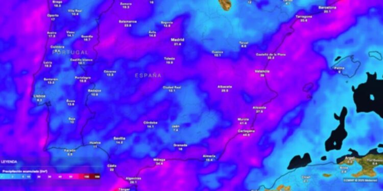 Pronóstico del tiempo en España: alertas por lluvias y nevadas