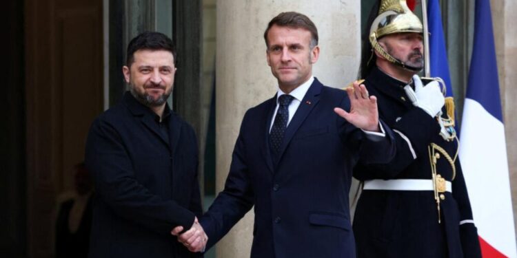 Zelenski y Macron: Un paso hacia la paz en medio del conflicto ucraniano