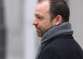 Víctor Ábalos: «Todo confluye en Zapatero: es responsable de la cloaca del PSOE»