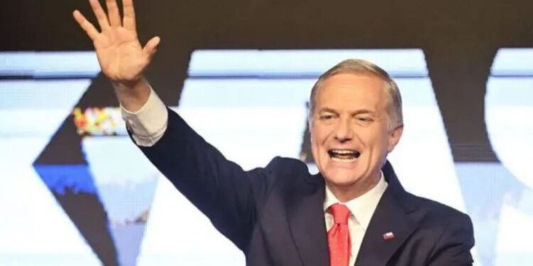 Inicia la campaña electoral de Chile: Kast se perfila como favorito