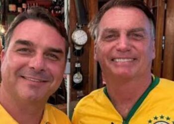 Flávio Bolsonaro se postulará a la presidencia de Brasil en 2026