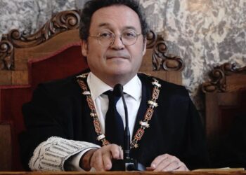 El Supremo inhabilita al fiscal general por filtrar información confidencial sobre González Amador
