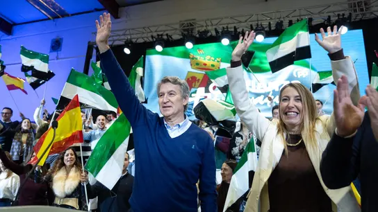 Feijóo apuesta por la gobernabilidad y modera las expectativas del PP en Extremadura