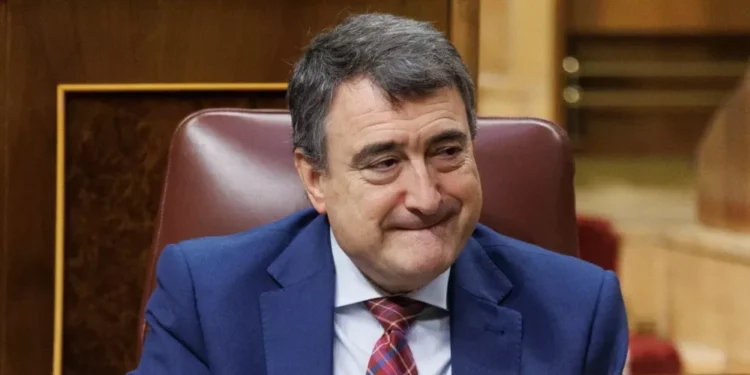 El PNV cuestiona al Gobierno sobre medidas frente a la crisis de vivienda