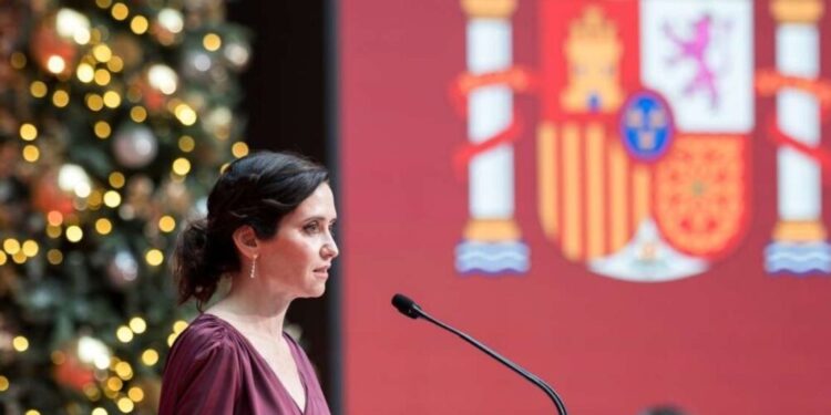 Ayuso ajusta cuentas frente a Sánchez en la semana de la «náusea sexual» en el PSOE