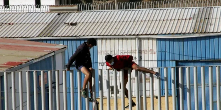 Ceuta espera alivio migratorio en 2026 gracias al Pacto Europeo y la reubicación de menores