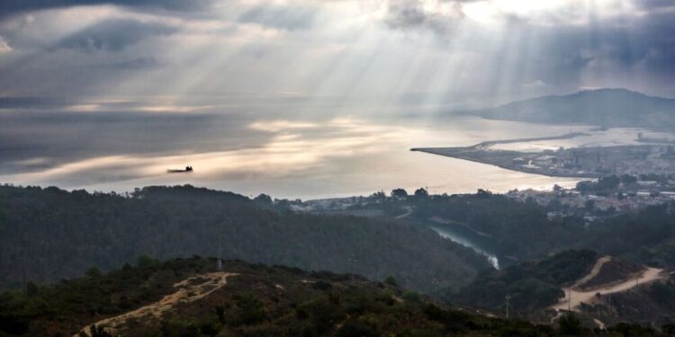 Ceuta arranca el jueves con precipitaciones, según la AEMET: Se esperan lluvias intensas a primera hora