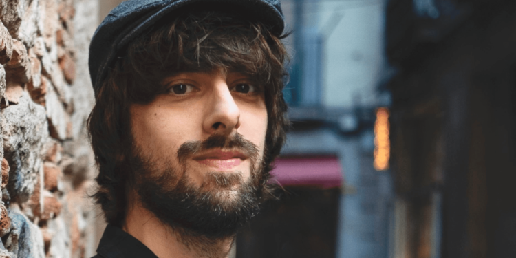 David Uclés critica a Ayuso: “He vendido 300.000 libros y aún no puedo comprar una casa en Madrid”