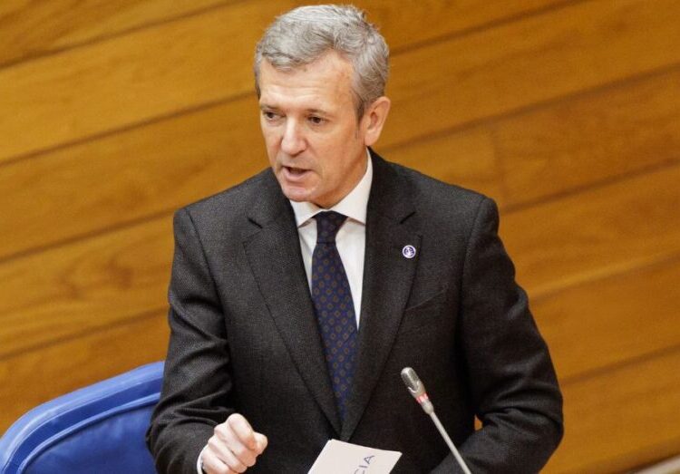 Máxima tensión en el Parlamento: Una acusación de acoso sexual fractura el último debate del año entre Rueda y Pontón