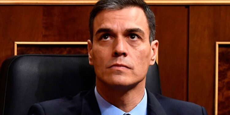 El PSOE, en el ojo de la tormenta: pánico interno y sensación de colapso político