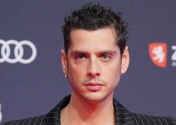 Eduardo Casanova rompe el silencio sobre su salud: «Tengo VIH y lo cuento con dignidad para ayudar a otros»