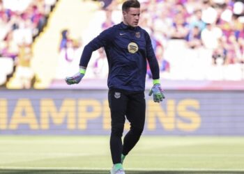 Ter Stegen despeja dudas y convence a Flick en Guadalajara