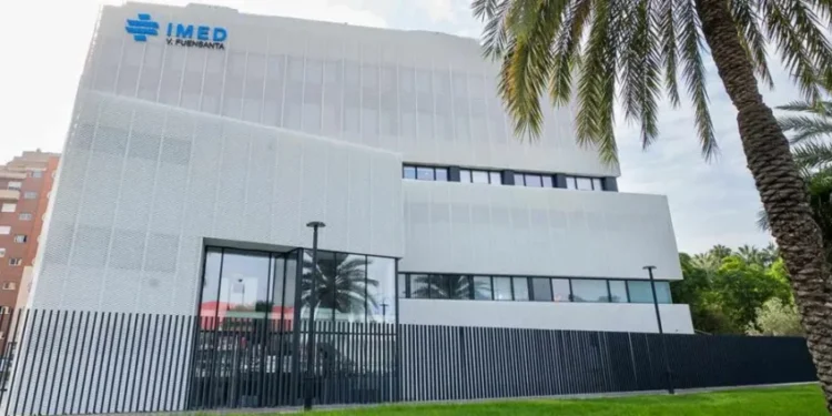 Detenido un cirujano por presunta agresión sexual a una paciente anestesiada