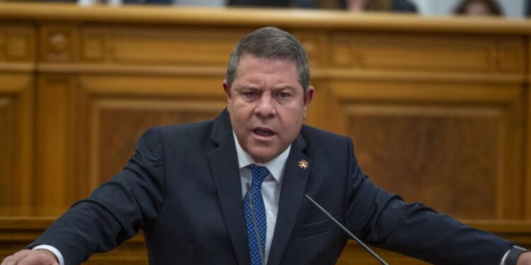 García-Page alerta de una crisis interna “insostenible” en el PSOE y pide depurar responsabilidades