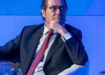 La CEOE acusa a Yolanda Díaz de usar el «rodillo y la motosierra» en la negociación colectiva: «Nos ha echado de la mesa»