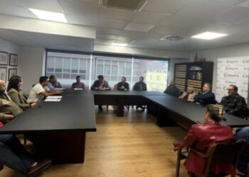 Luz verde a las barras para el 24 y 31 en Ceuta: lo que deben hacer los hosteleros para no quedarse sin permiso