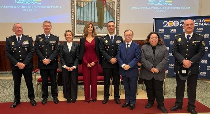 Eloy Román asume como nuevo jefe superior de la Policía Nacional en Ceuta