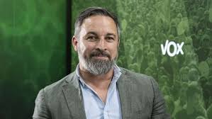 La derecha amplía distancias mientras la izquierda pierde respaldo en plena tormenta política