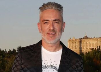 Kiko Hernández huye de Melilla tras sufrir una agresión y lanza un duro aviso: «Seguiré denunciando su dictadura desde Madrid»