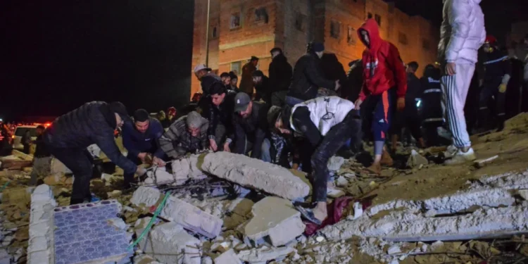 Tragedia en Fez: 22 fallecidos tras el derrumbe de dos edificios residenciales