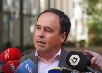 Pérez Llorca califica de “insatisfactoria” la reunión con Pedro Sánchez