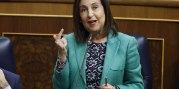 MADRID, 20/12/2023.- La ministra de Defensa, Margarita Robles, interviene durante la sesión de Control al Ejecutivo que celebra el Congreso este miércoles. EFE/Juan Carlos Hidalgo