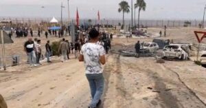 Así quedó la zona marroquí de la frontera con Ceuta: vehículos calcinados y numerosos daños